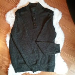 Men's sweater